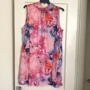 Spring has Sprung? Gorgeous Floral Top